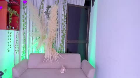 Snapshot of rianamanson chatting on 03.22.26 Riana online show from 03.22.26