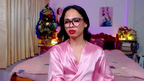 Snapshot of ribbinbovkoy chatting on 03.10.25 ribbinbovkoy online show from 03.10.25