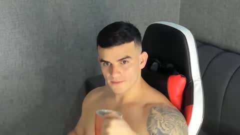 ricardogonzalez666 online show from 01.29.25