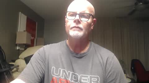 Snapshot of rich32937 chatting on 12.17.25 rich32937 online show from 12.17.25