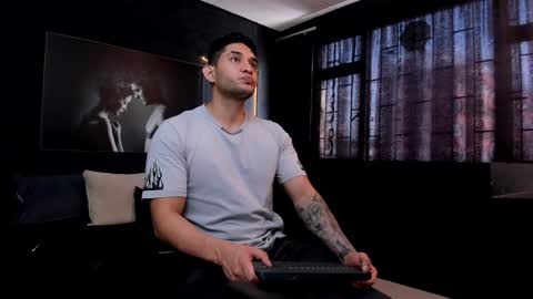 Snapshot of richard_milleer chatting on 02.05.25 Ricardo online show from 02.05.25