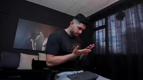 Snapshot of richard_milleer chatting on 02.17.25 Ricardo online show from 02.17.25