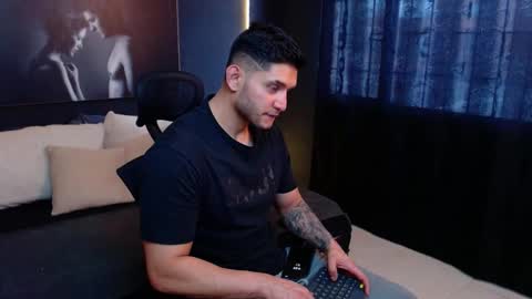 Snapshot of richard_milleer chatting on 10.04.25 Ricardo online show from 10.04.25