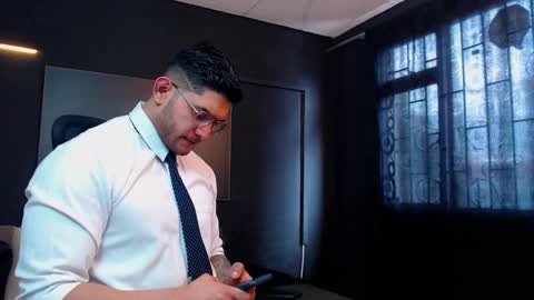 Snapshot of richard_milleer chatting on 10.07.25 Ricardo online show from 10.07.25