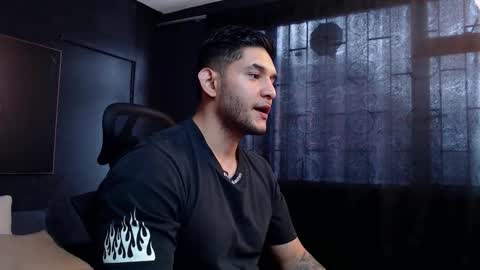 Snapshot of richard_milleer chatting on 10.10.25 Ricardo online show from 10.10.25