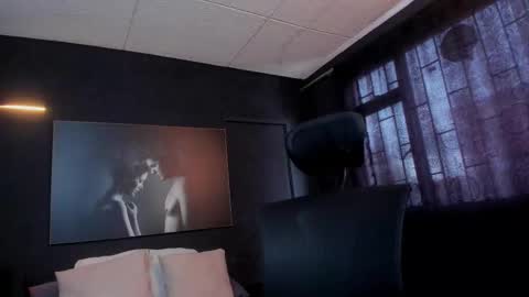 Snapshot of richard_milleer chatting on 10.14.25 Ricardo online show from 10.14.25