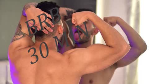 Snapshot of richard_milleer chatting on 10.23.25 Ricardo online show from 10.23.25