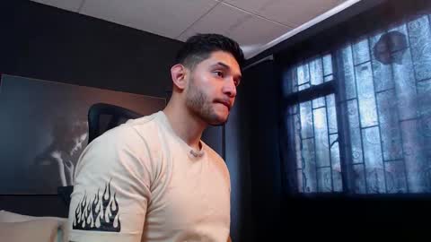 Snapshot of richard_milleer chatting on 10.27.25 Ricardo online show from 10.27.25