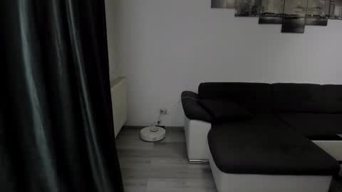 RichardDarell online show from 11.04.25