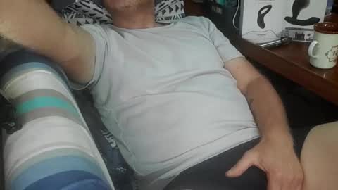 Snapshot of rickitou chatting on 04.08.26 FireLion online show from 04.08.26