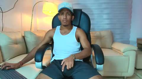 Snapshot of ricky_23cm_ chatting on 04.16.26 RICKY online show from 04.16.26