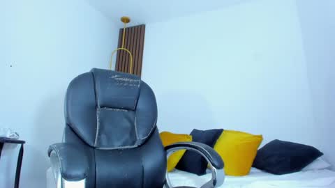 Ricky  online show from 02.15.25