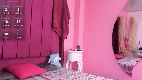 Rihanna hotx online show from 09.13.25