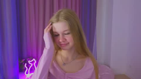 Snapshot of riinaaa chatting on 10.02.25 Rina online show from 10.02.25