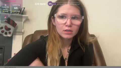 Snapshot of riley_ray69 chatting on 11.24.25 riley_ray69 online show from 11.24.25