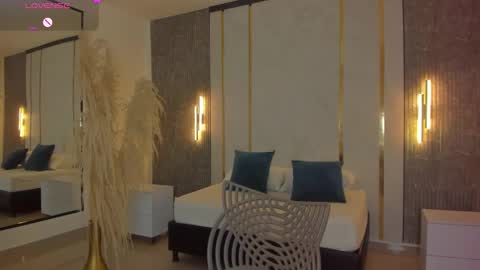 Riley Sierra online show from 02.11.26