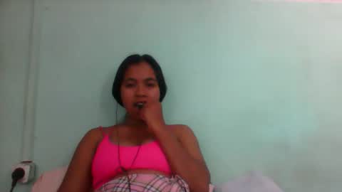 rinah856024 online show from 10.29.25