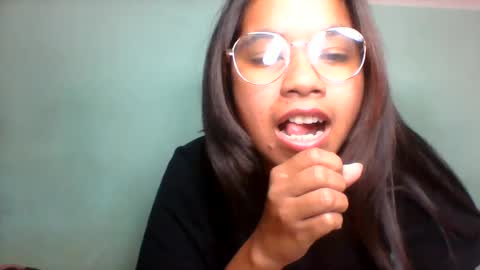 Snapshot of rinah856024 chatting on 07.04.26 rinah856024 online show from 07.04.26