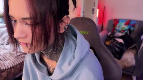 Snapshot of ripper_66 chatting on 12.05.25 DianaBrite fansl y online show from 12.05.25