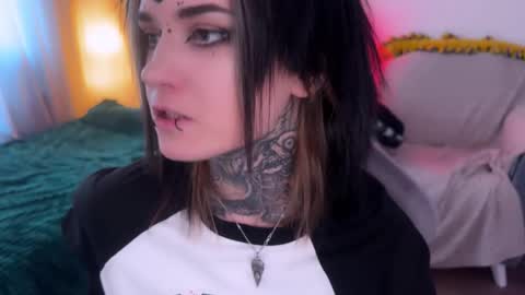 Snapshot of ripper_66 chatting on 03.17.26 DianaBrite fansl y online show from 03.17.26