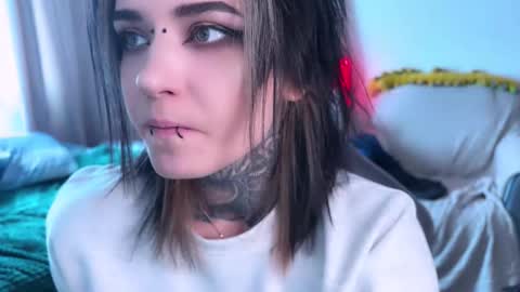 Snapshot of ripper_66 chatting on 03.18.26 DianaBrite fansl y online show from 03.18.26