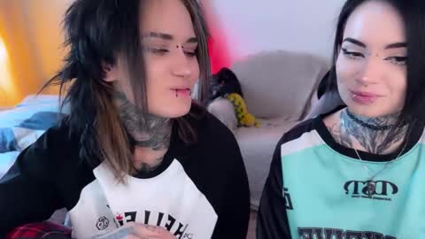 Snapshot of ripper_66 chatting on 03.22.26 DianaBrite fansl y online show from 03.22.26