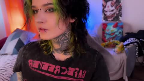 Snapshot of ripper_66 chatting on 04.10.26 DianaBrite fansl y online show from 04.10.26