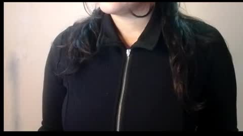 Riri online show from 11.18.25