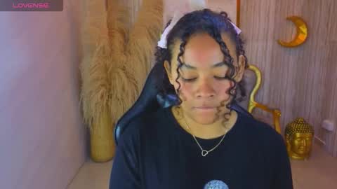 Snapshot of risada_temptation_s chatting on 11.05.25 Risada online show from 11.05.25