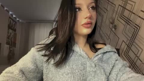 Nicole online show from 04.22.26