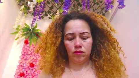 Risitos De Oro online show from 12.13.25