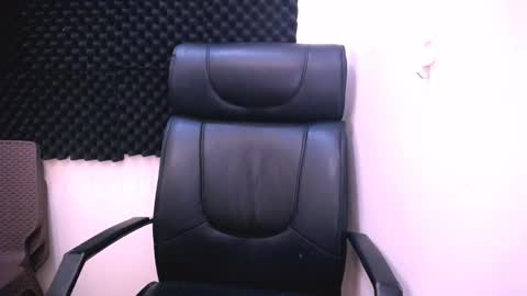riyah_parker online show from 06.06.26