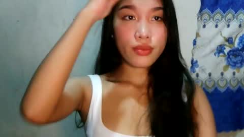 Snapshot of riyu77 chatting on 12.23.25 riyu77 online show from 12.23.25