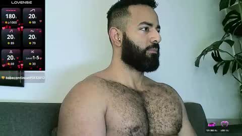 Snapshot of roa32sebas chatting on 09.11.25 SebasRoa online show from 09.11.25