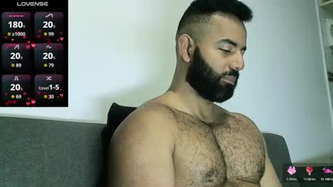 Snapshot of roa32sebas chatting on 07.21.26 SebasRoa online show from 07.21.26