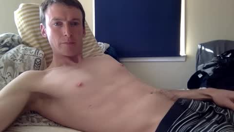 rob00435295 online show from 04.06.26