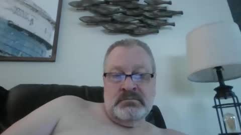 rob872217 online show from 04.15.26