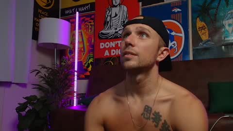 Snapshot of rob_ryder chatting on 12.04.24 rob ryder online show from 12.04.24