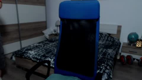 Snapshot of robbyshawz chatting on 06.25.26 robbyshawz online show from 06.25.26