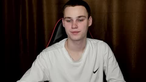 robert10211 online show from 01.22.25