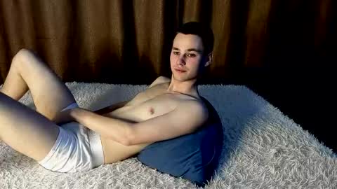 robert10211 online show from 03.02.26