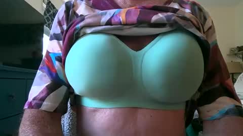 robert online show from 10.20.25