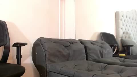 robert_kingg online show from 06.10.26