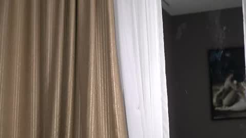 Snapshot of robertarosetti chatting on 11.26.25 Roberta online show from 11.26.25