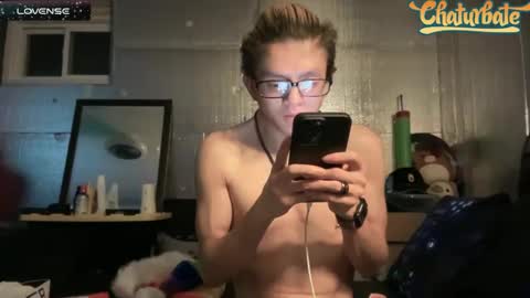 Snapshot of robertcicijr21 chatting on 12.09.24 Robert Cici Jr. online show from 12.09.24