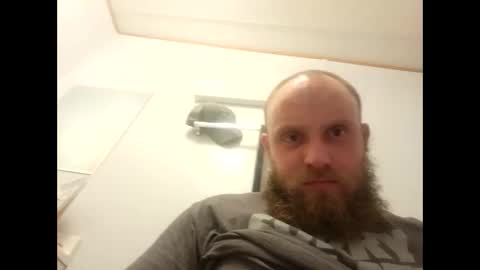 Snapshot of robertd5094 chatting on 01.07.26 robertd5094 online show from 01.07.26