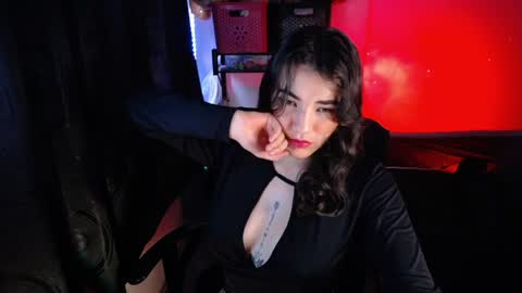 Robin online show from 04.10.26