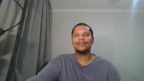 robinidessundercover34 online show from 04.07.26