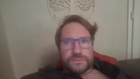 robinouhot online show from 02.19.25