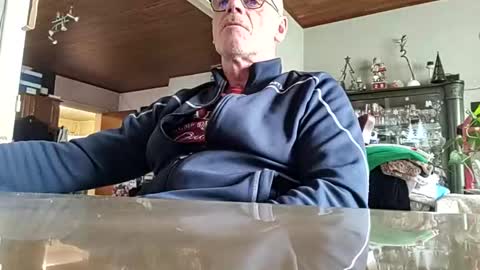 Snapshot of robke1966 chatting on 12.28.24 robke1966 online show from 12.28.24